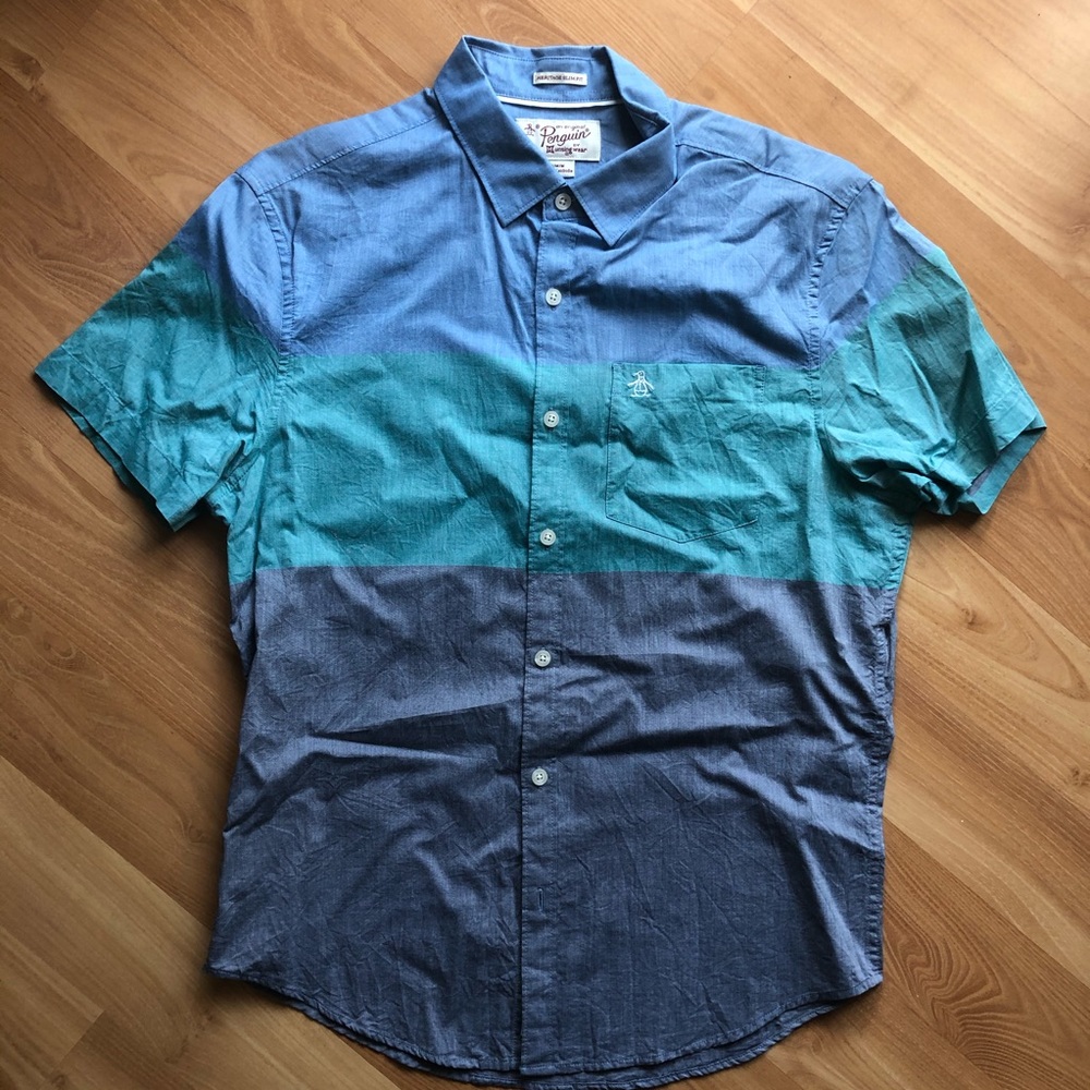 ✨3/$15✨ Men’s Penguin Heritage Slim